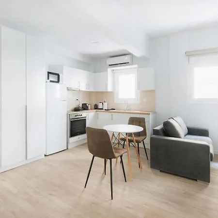 Modern Ground Floor Getaway